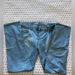 Diesel Jeans - Size 33